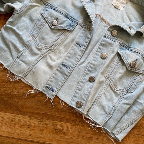 AE cropped denim jacket - Picture 3 of 4